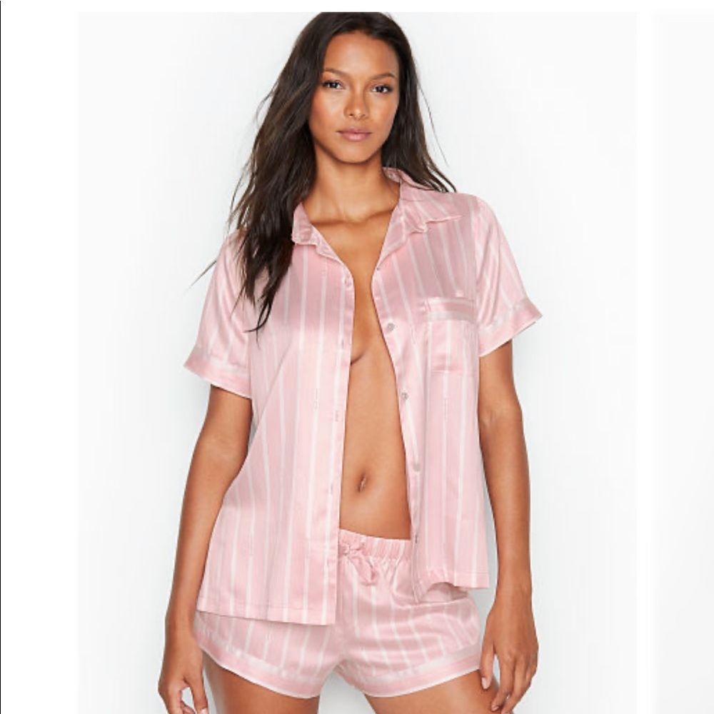 NEW VS SATIN PJ SHORT SET😍